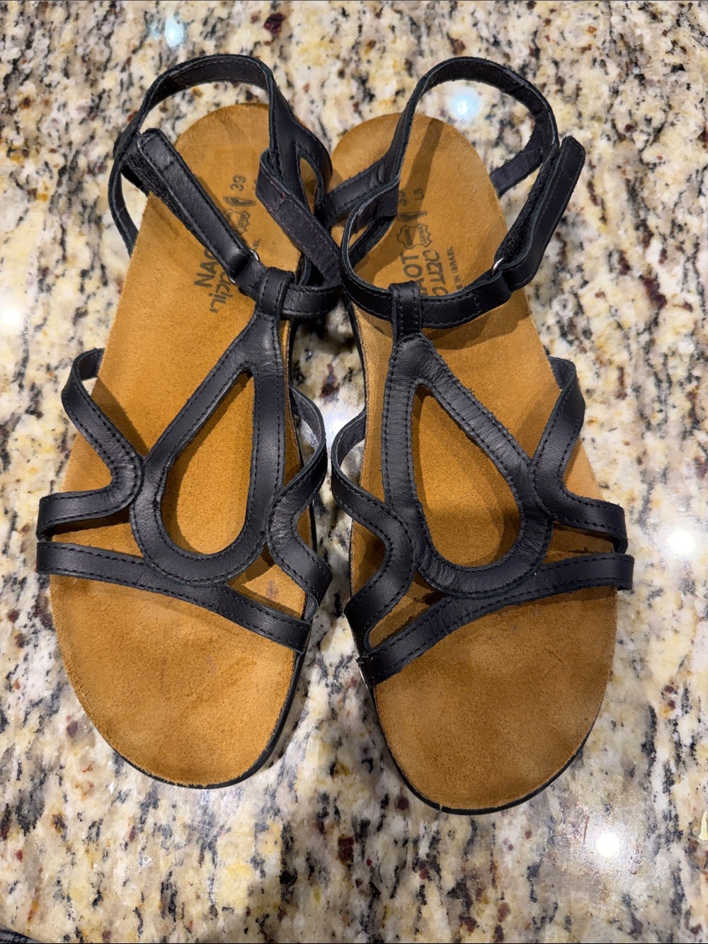 Naot Dorith Wms sandals Sz 39